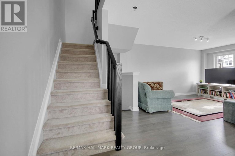 28931180/41-maroma-street/avalon-west/ottawa/ontario/K4A1A3_21