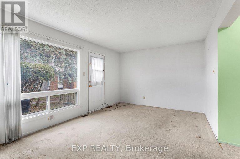 29125286/48-2276-orient-park-drive/blackburn-hamlet-south/ottawa/ontario/K1B4Z7_5