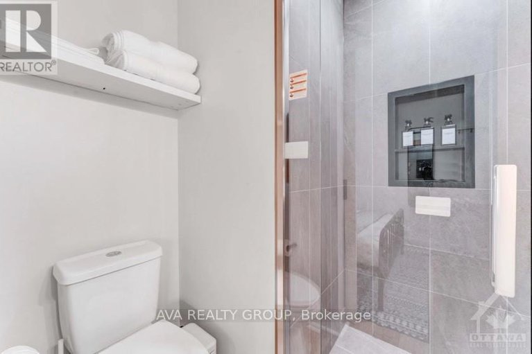 27250107/237-nepean-street/downtown/ottawa/ontario/K2P0B7_18