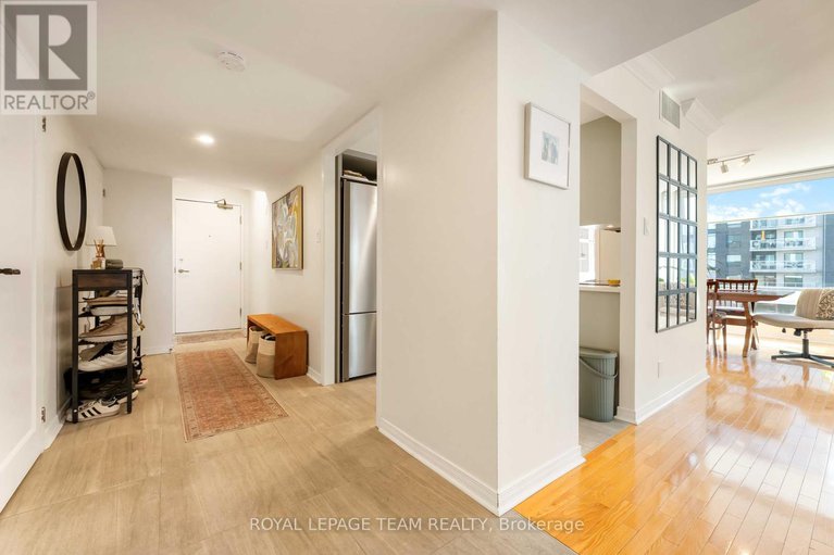 28798414/1806-160-george-street/lower-townbyward-market/ottawa/ontario/K1N9M2_7