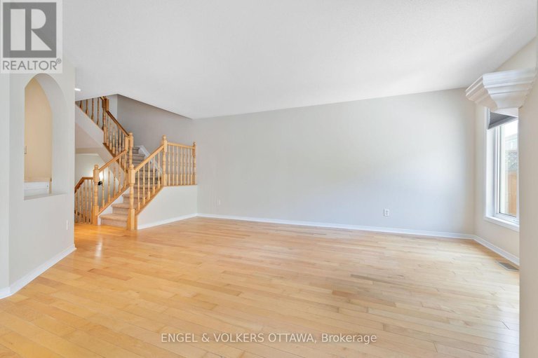 28517729/502-woodchase-street/morgans-grantsouth-march/ottawa/ontario/K2W1J4_14