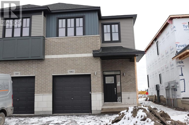 29176200/1063-acoustic-way/riverside-southgloucester-glen/ottawa/ontario/K4M0L6_2