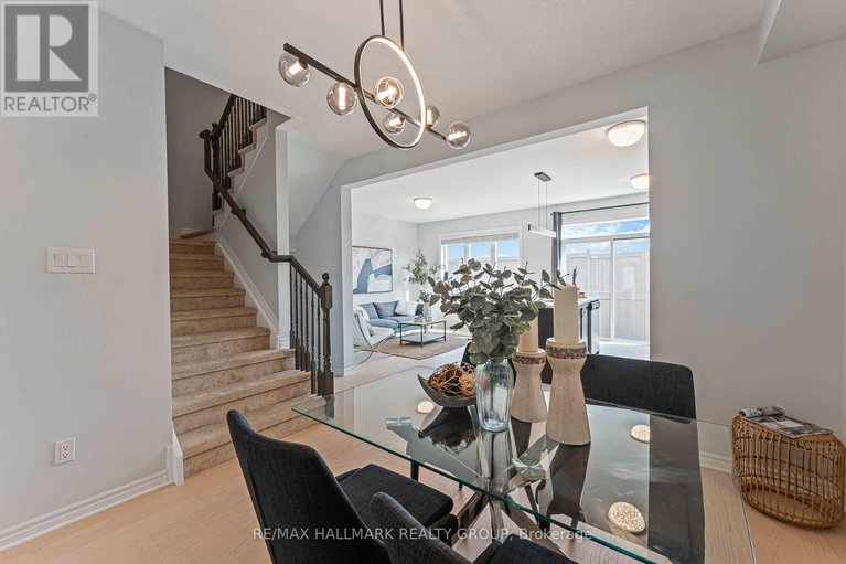 28828878/402-edgevalley-court/stittsville-north/ottawa/ontario/K2S2R3_3