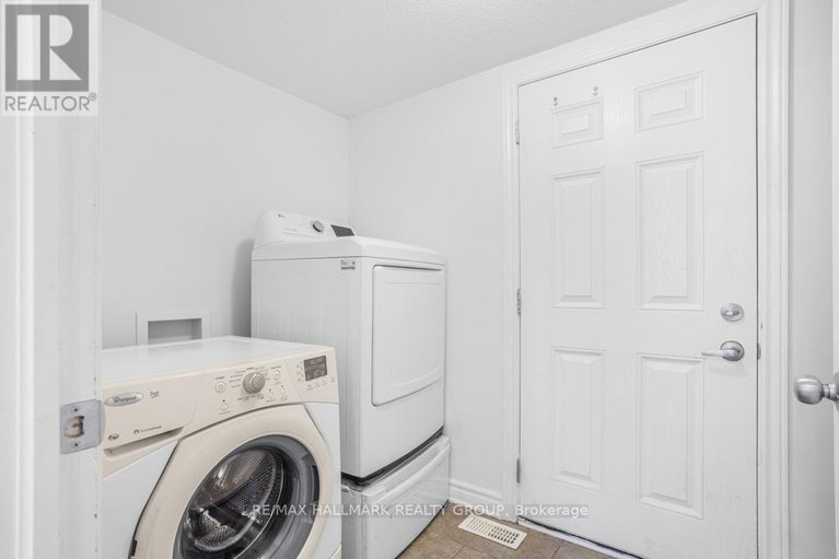 28457626/347-mirabeau-terrace/avalon-east/ottawa/ontario/K4A0R4_24