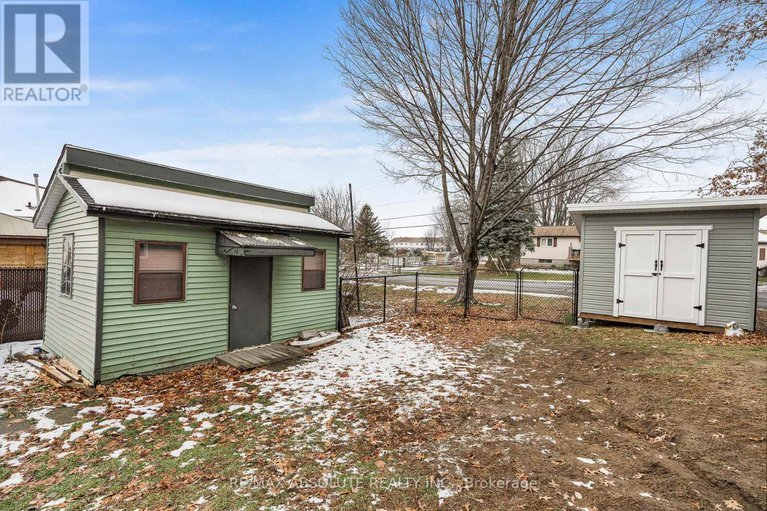 29140440/366-charron-street/town-of-rockland/clarence-rockland/ontario/K4K1B2_26