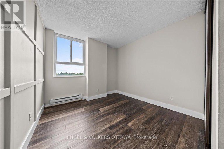 28834268/610-2020-jasmine-crescent/beacon-hill-south/ottawa/ontario/K1J8K5_17