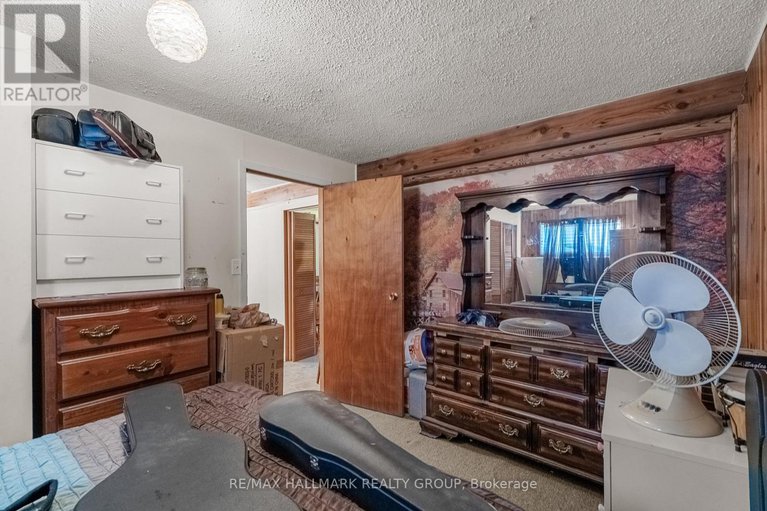 28655529/2784-leonard-street/town-of-rockland/clarence-rockland/ontario/K4K1A4_24