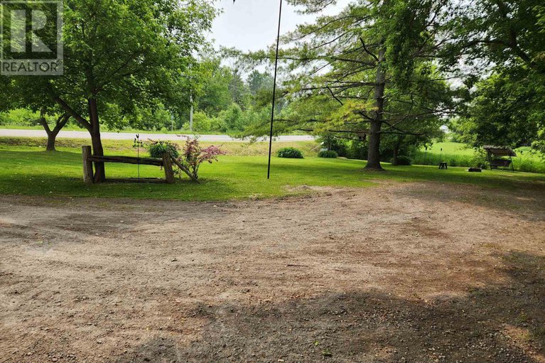 28431924/215-division-street-s/mcnabbraeside-twps/mcnabbraeside/ontario/K7S3C7_34