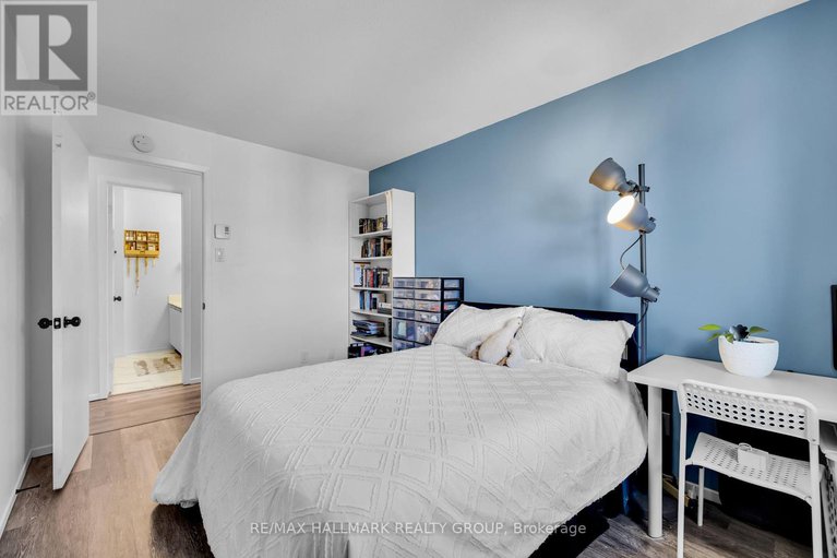 28934714/3-5-timberview-way/westcliffe-estates/ottawa/ontario/K2H9M6_41