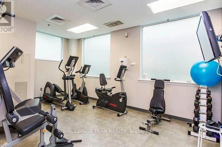 29615590/308-238-besserer-street/sandy-hill/ottawa/ontario/K1N6B1_13