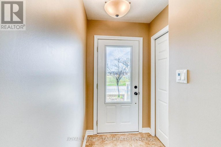 29663855/396-ann-street/almonte/mississippi-mills/ontario/K0A1A0_3