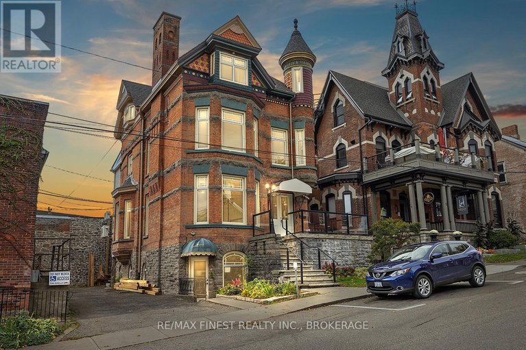 29319562/10-victoria-avenue/brockville/brockville/ontario/K6V2B1_1