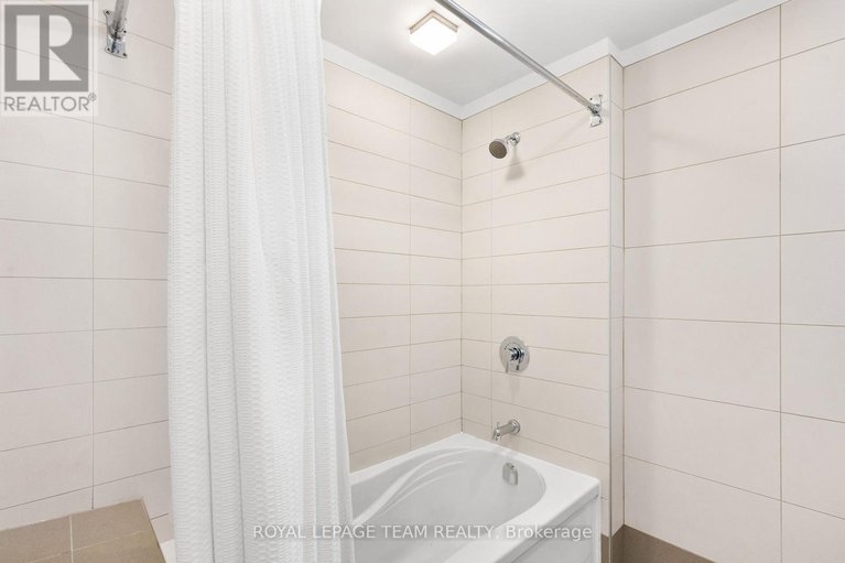 29565915/649-churchill-avenue-n/westborohampton-park/ottawa/ontario/K1Z5G2_22