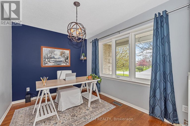 28330707/6891-twin-lakes-avenue/greely/ottawa/ontario/K4P1P1_7