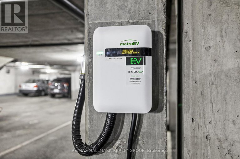 28799333/1304-90-landry-street/vanier/ottawa/ontario/K1L0A9_33