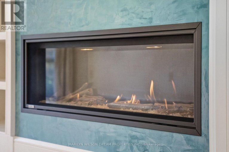 29579532/33-commanche-drive/city-viewskylinefisher-heightsparkwood-hills/ottawa/ontario/K2E6E8_10