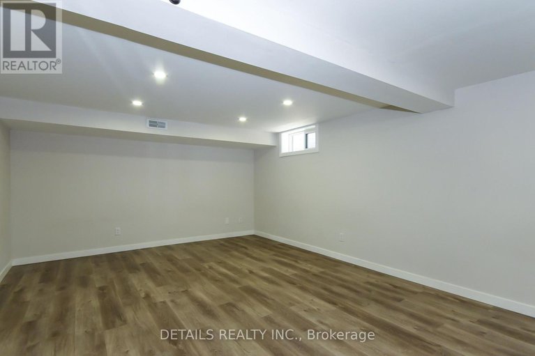 29661613/1222-field-street/bel-air-park/ottawa/ontario/K2C2R2_39