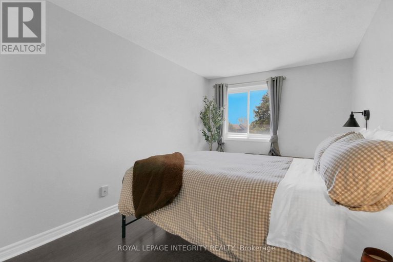 29651789/22-135-castlefrank-road/glencairnhazeldean/ottawa/ontario/K2L2Y2_34