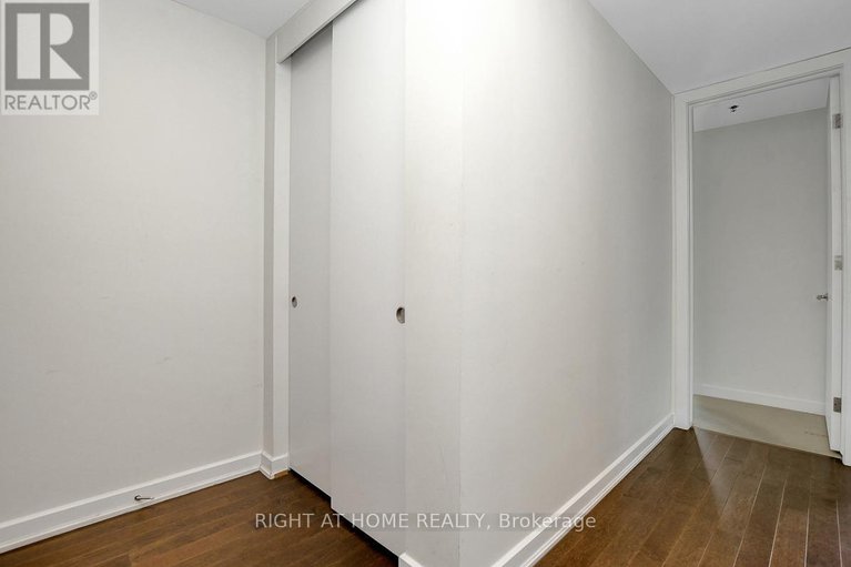 28772133/504-300-lisgar-street/ottawa-centre/ottawa/ontario/K2P0E2_8