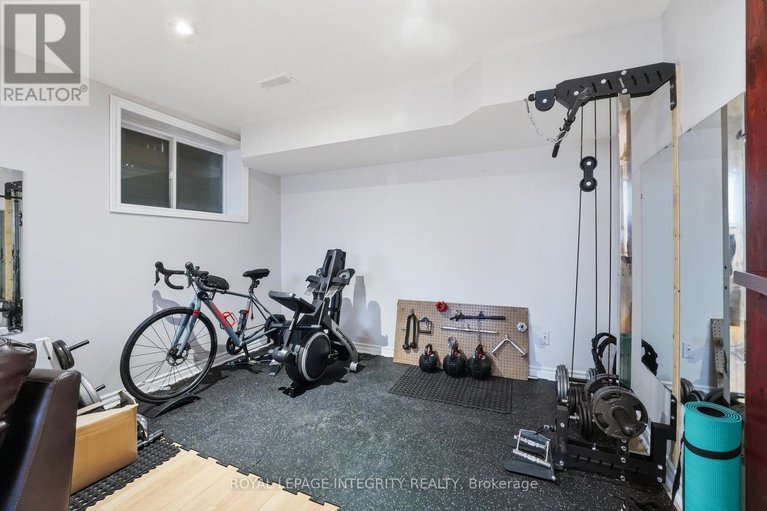 29688004/509-cherokee-way/stittsville-north/ottawa/ontario/K2S0H5_32