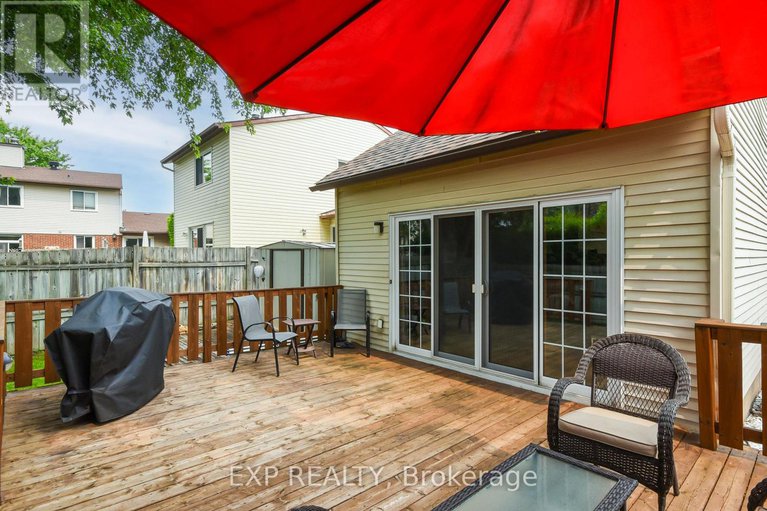 28588528/1576-st-georges-street/bilberry-creekqueenswood-heights/ottawa/ontario/K1E2M9_36