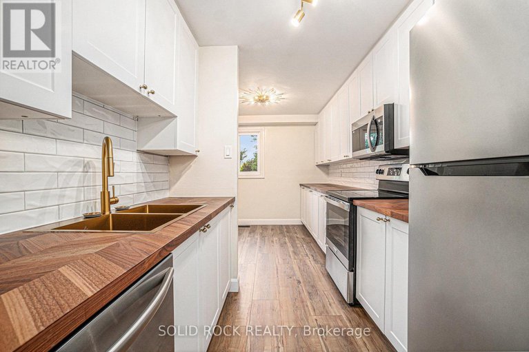 28504129/33-thistledown-court/pheasant-run/ottawa/ontario/K2J1N1_13