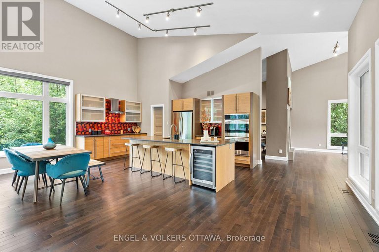 28261133/108-edith-margaret-place/huntley-ward-north-east/ottawa/ontario/K2W1A8_10
