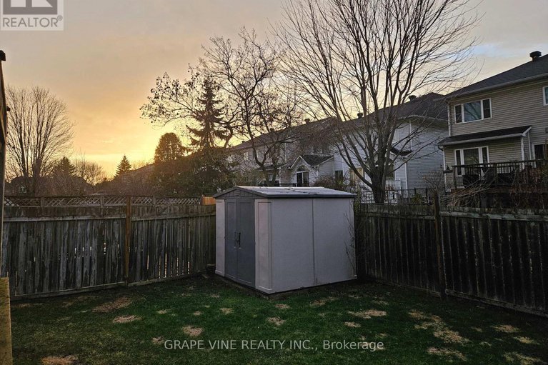 28807496/27-flowertree-crescent/emerald-meadowstrailwest/ottawa/ontario/K2M2R8_34