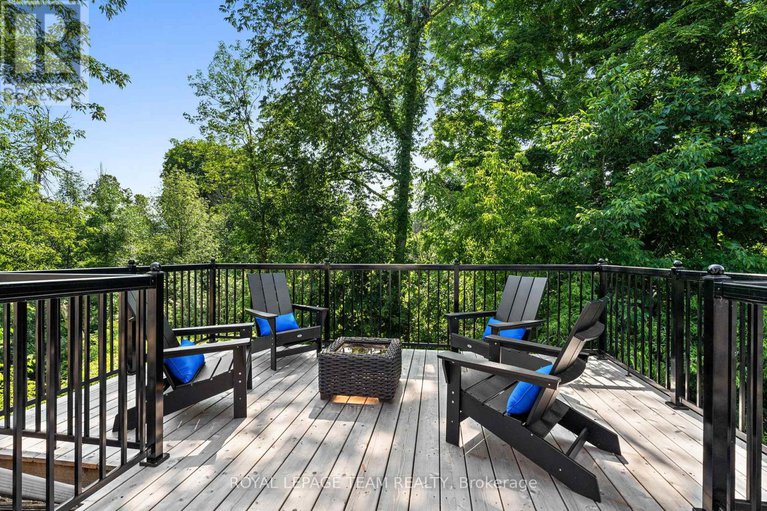 28626458/5572-carrison-drive/manotick-village-manotick-estates/ottawa/ontario/K4M1K7_44