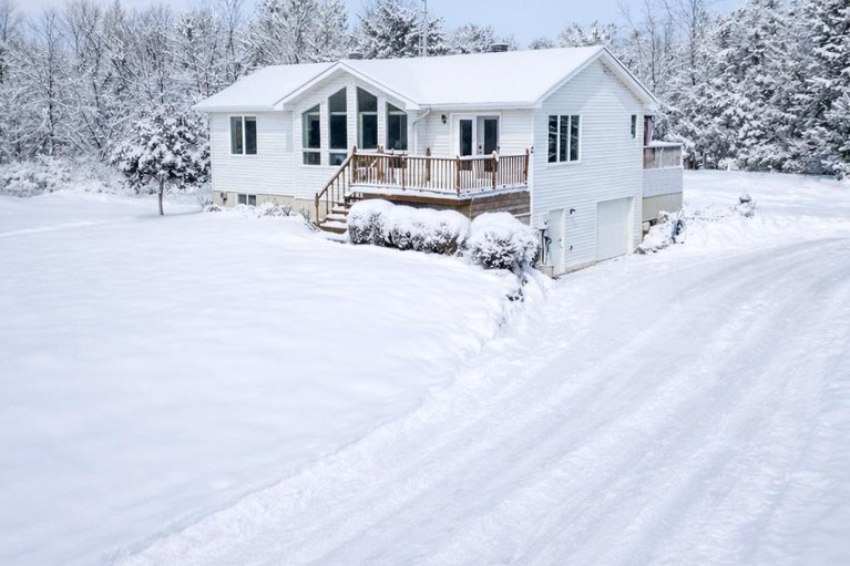 29405872/14977-country-rd-2-road/south-stormont-osnabruck-twp/south-stormont/ontario/K0C1M0_1