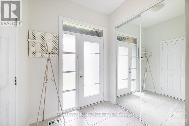28665277/116-vendome-street/avalon-west/ottawa/ontario/K4A3W4_3