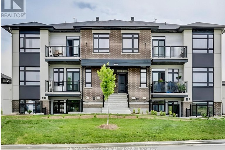 29342881/i-300-tulum-crescent/emerald-meadowstrailwest/ottawa/ontario/K2S2Y4_1