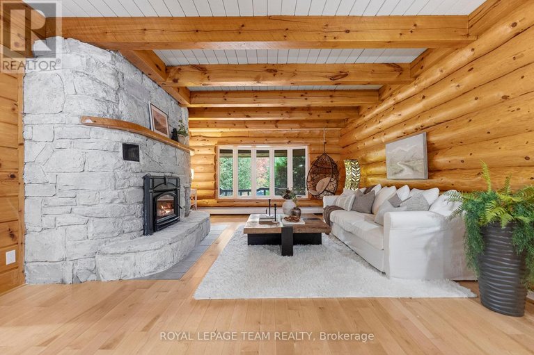 29441818/9-hubertine-gate/remainder-of-stittsville-area/ottawa/ontario/K2S1S5_18