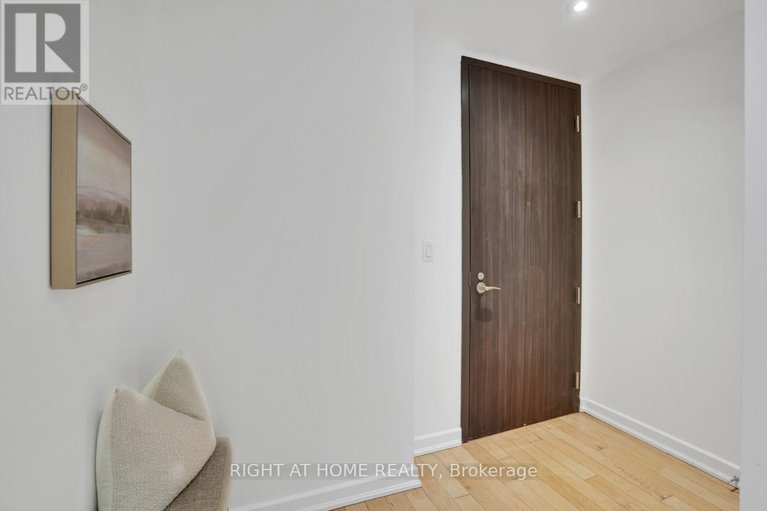 28480067/504-300-lisgar-street/ottawa-centre/ottawa/ontario/K2P0E2_16