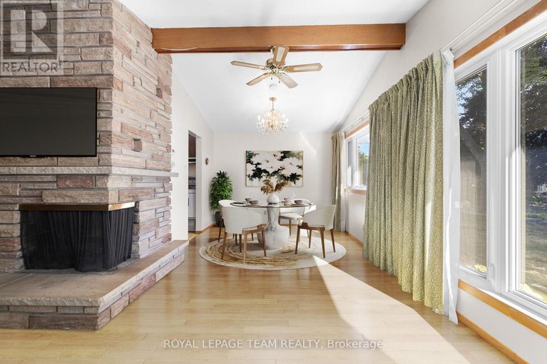 28874346/660-sandra-avenue/elmvale-acres/ottawa/ontario/K1G2Z8_12