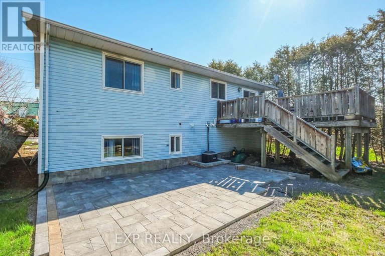 29639426/84-martin-street-n/almonte/mississippi-mills/ontario/K0A1A0_46