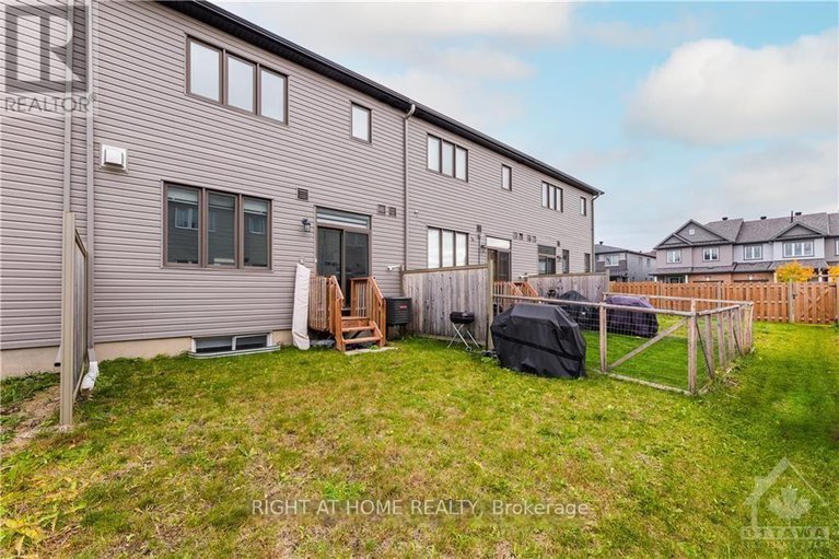28665277/116-vendome-street/avalon-west/ottawa/ontario/K4A3W4_27