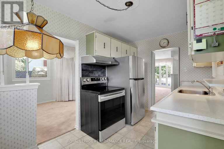 28901445/2337-samuel-drive/elmvale-acresurbandale/ottawa/ontario/K1G3C3_11