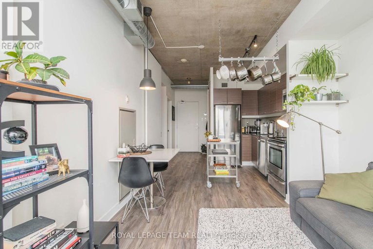 28614419/813-354-gladstone-avenue/ottawa-centre/ottawa/ontario/K2P0R4_14