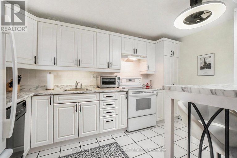 29271854/705-1356-meadowlands-drive-e/borden-farmstewart-farmcarleton-heightsparkwood-hills/ottawa/ontario/K2E6K6_10