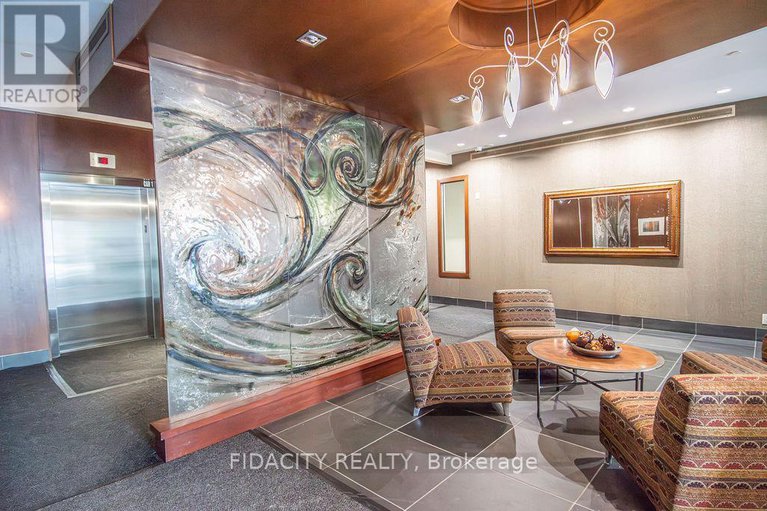 29401291/608-320-mcleod-street/ottawa-centre/ottawa/ontario/K2P1A3_2