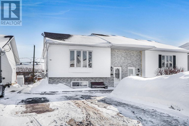 29320143/443-christine-street/hawkesbury/hawkesbury/ontario/K6A3P7_1