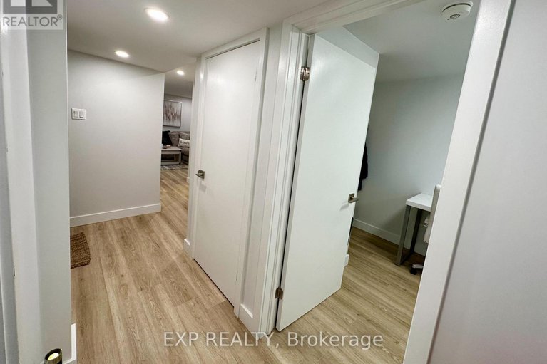 29066589/44-sherry-lane/manordale/ottawa/ontario/K2G3L8_18