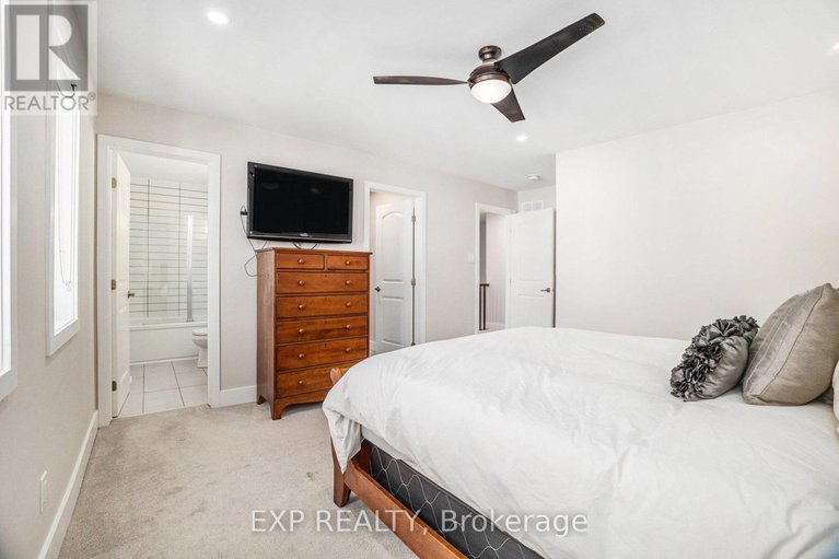 28527433/63-pelham-crescent/goulbourn-twp-from-franktown-rdsouth-to-rideau/ottawa/ontario/K0A2Z0_17