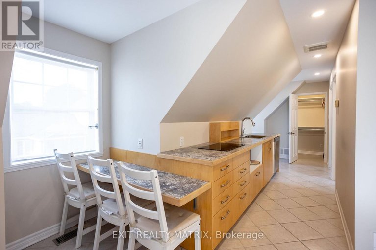 29048182/2392-8th-line-road/metcalfe/ottawa/ontario/K0A2P0_39