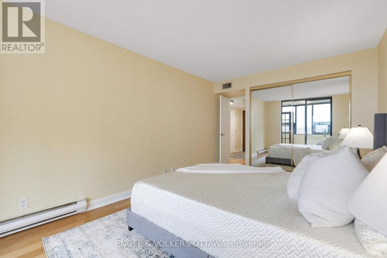 29651798/505-2019-carling-avenue/carlingwood/ottawa/ontario/K2A4A2_20