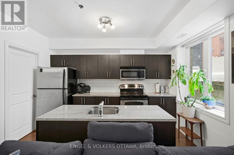 29595403/123-429-kent-street/ottawa-centre/ottawa/ontario/K2P1B5_8