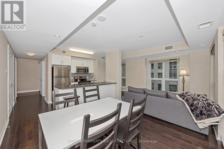 28507200/1209-242-rideau-street/sandy-hill/ottawa/ontario/K1N0B7_9