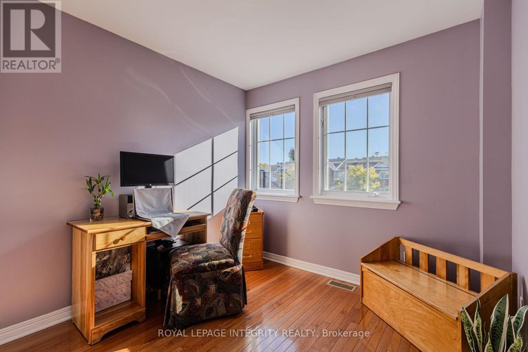 28943589/4316-owl-valley-drive/riverside-southgloucester-glen/ottawa/ontario/K1V1L3_30
