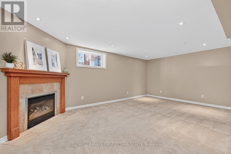 29653721/102-windance-crescent/morgans-grantsouth-march/ottawa/ontario/K2W0A7_29